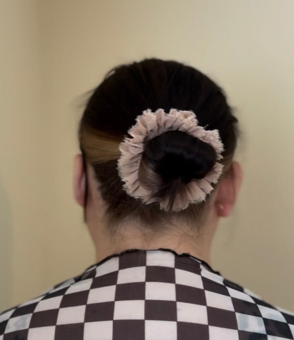 Ruffle Scrunchie - Dusty Rose