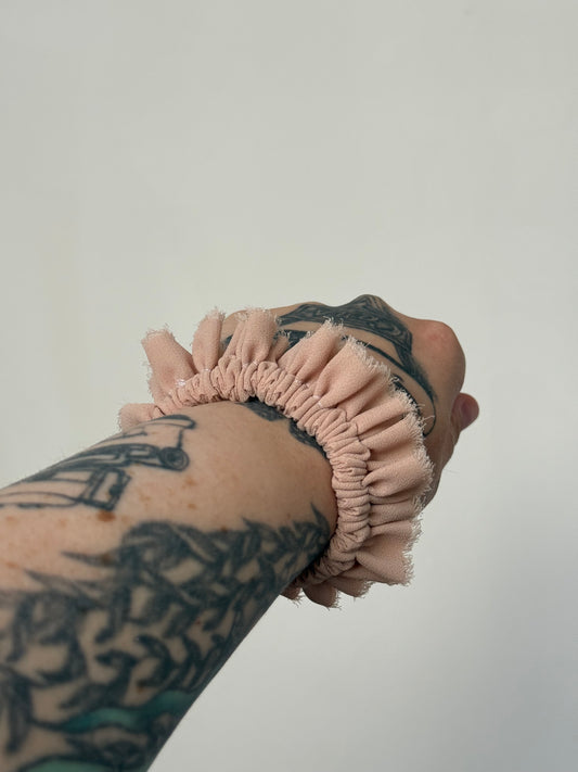 Ruffle Scrunchie - Dusty Rose